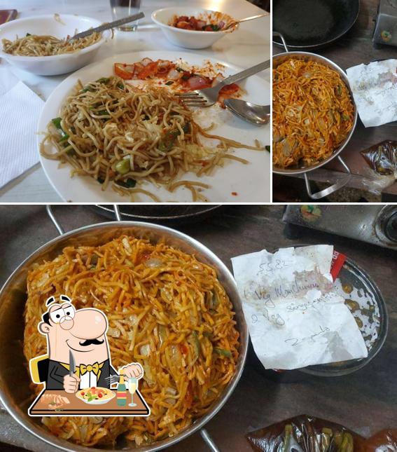 Pad thai at Clock Tower Chinese Restaurant