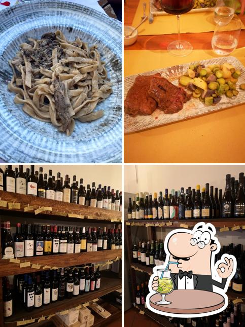 Questa è la foto che raffigura la bevanda e cibo di Gionò Bistrot Questa è la foto che raffigura la bevanda e cibo di Gionò Bistrot