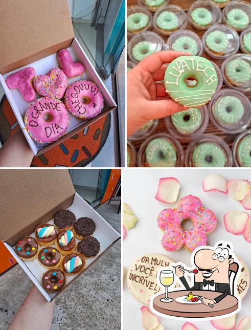 Platos en Eai Donuts