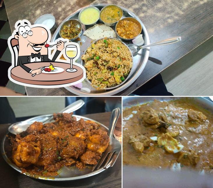 Food at Satyanarayan Lunch Home