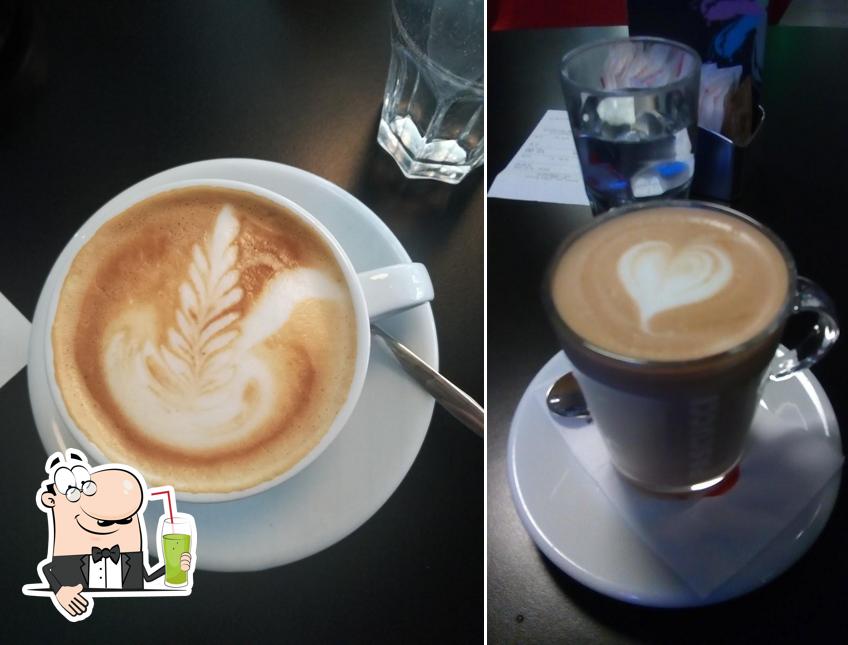 Caffe bar "Be.st" serve un'ampia gamma di drink