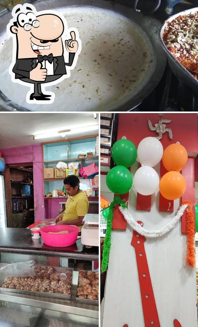 Look at this image of Mahadev Sweets House
