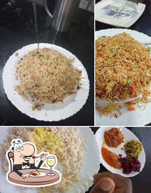 Food at Garlic Restaurant