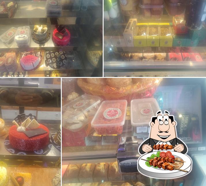 Food at Hattrick Fast Food Restaurant Pattan