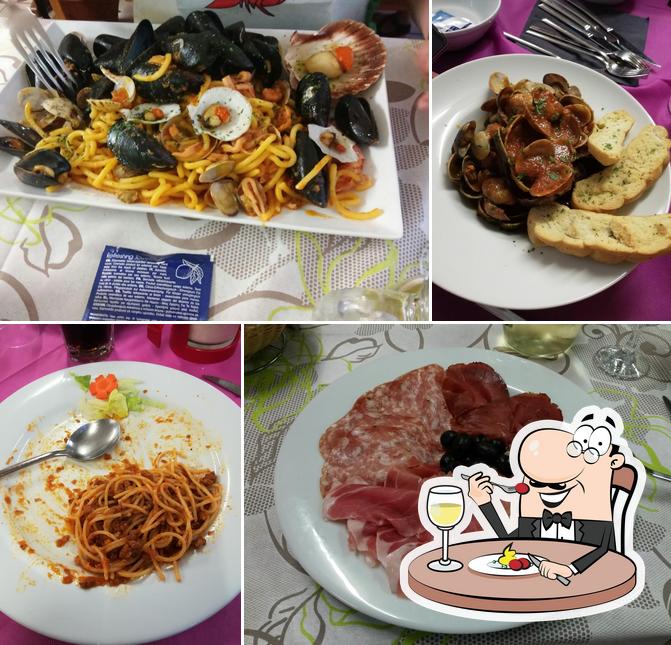 Blue Ice Bar Pizzeria Gelateria Spaghetteria