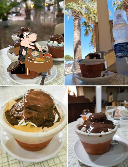 Mousse al cioccolato al Gelateria Cavalluccio Marino