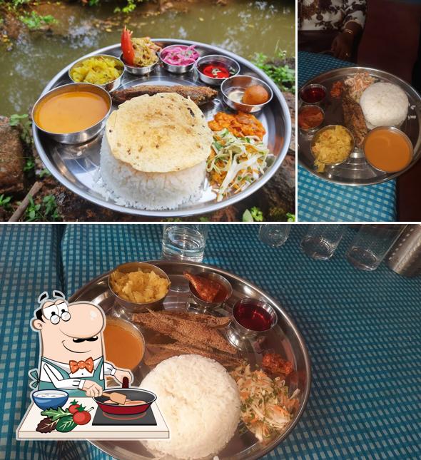 Chicken curry at THE HIDEOUT RESTAURANT