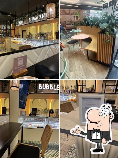 Siediti a un tavolo di Gelateria Leonardo Sihlcity