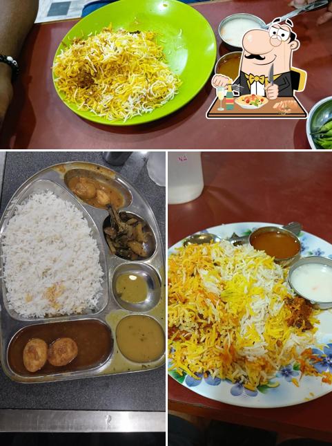 Pad thai at Hotel Nilanchal