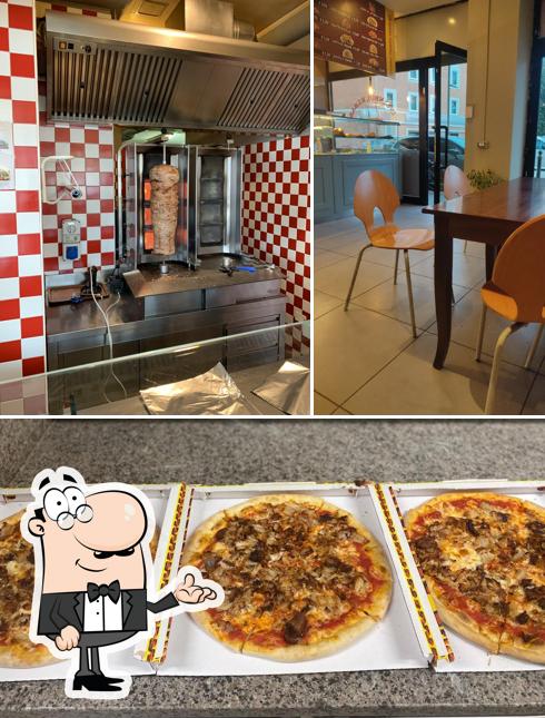 Tra le varie cose da Istanbul Kebab si possono trovare la interni e pizza