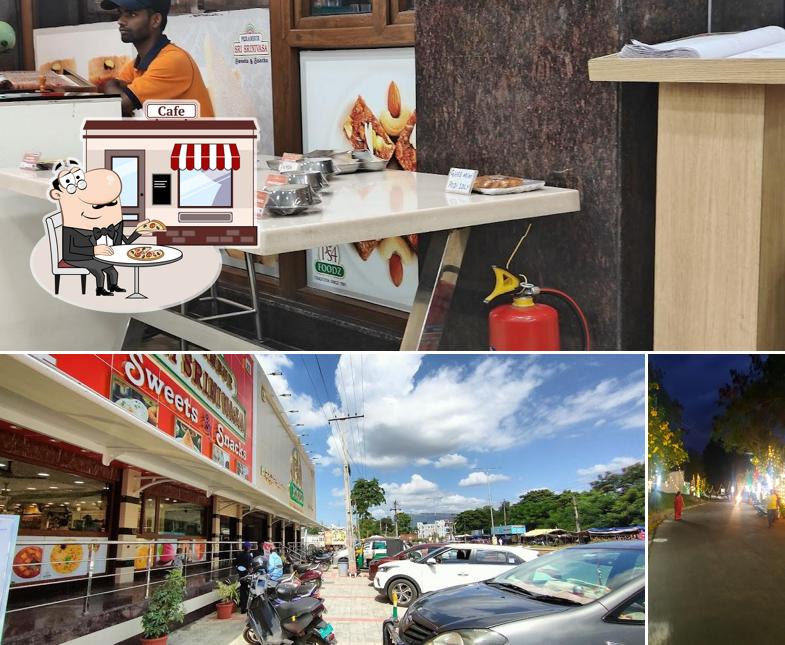 Among different things one can find exterior and beverage at Perambur Sri Srinivasa Sweets & Snacks