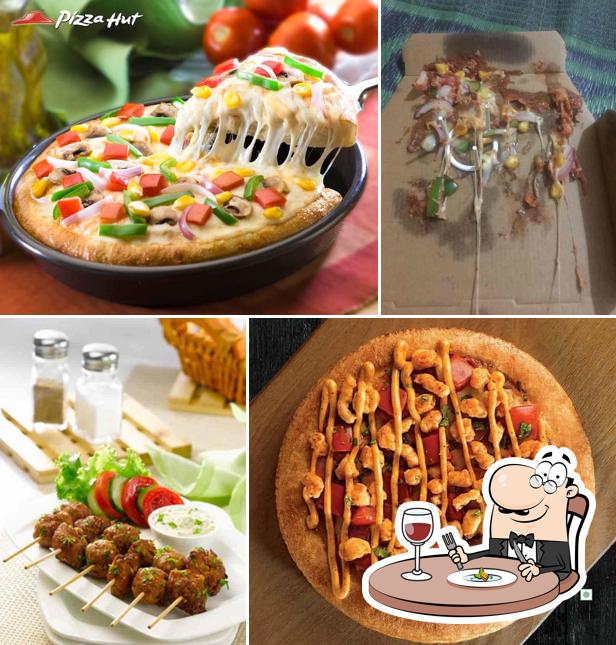 Food at Pizza Hut Ascendas Park Square Mall, Bangalore