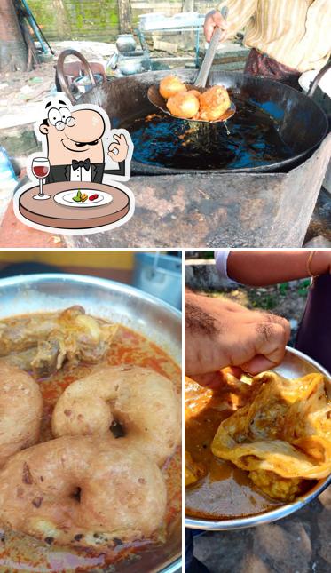 Food at Achukka's Tea shop- Thattukada