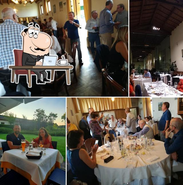 Dai un'occhiata agli interni di La Dinastia Restaurant