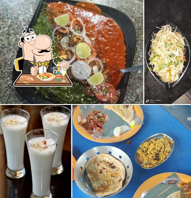 Food at APNA PUNJABI DHABA