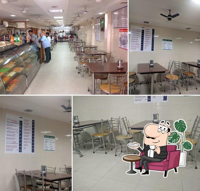 The interior of Hotel chennai dosa