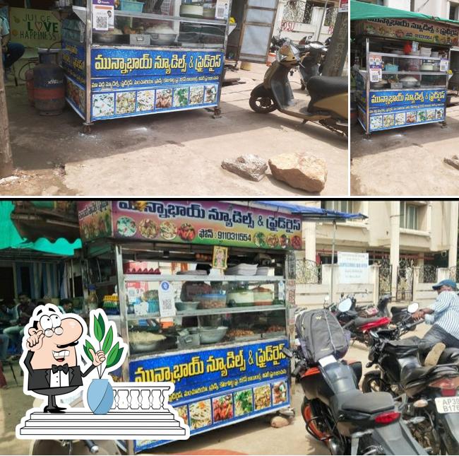 The exterior of MUNNA BHAI NOODLES