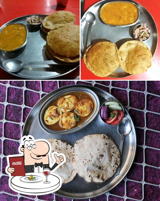 Meals at Restaurant Nukkar