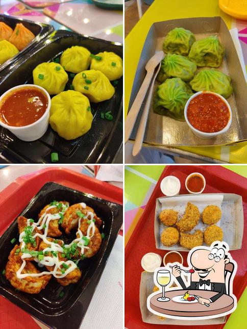 Meals at Zomoz - The Momo Company