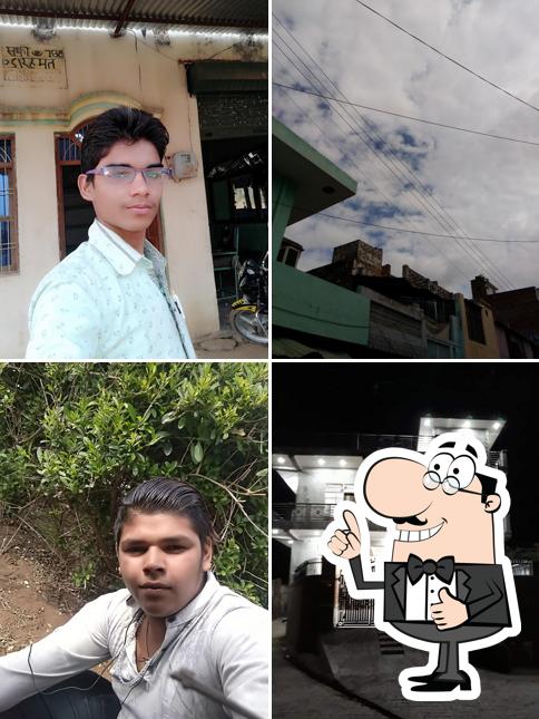 Here's a pic of Rajesh Chai Wala
