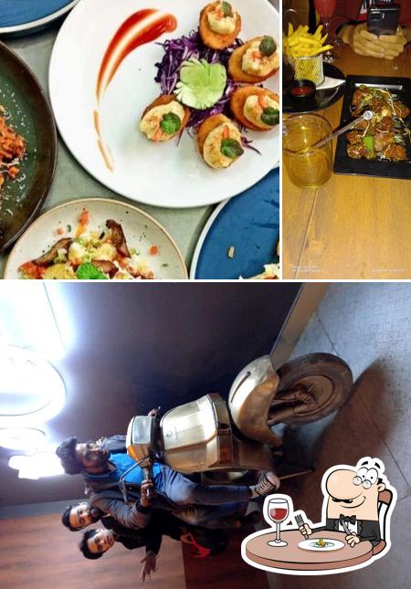 Food at 18 O'clock Gastropub