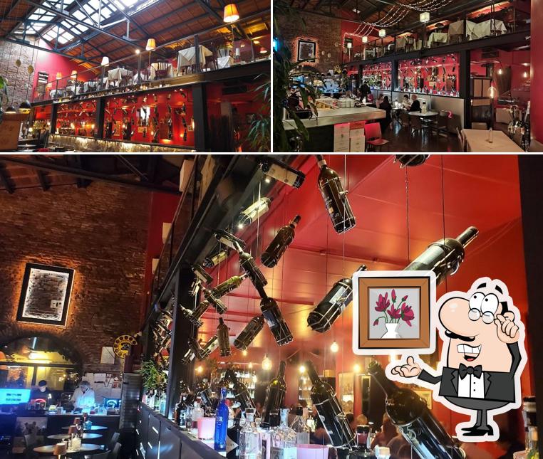 Dai un'occhiata agli interni di Ristorante Officina 12