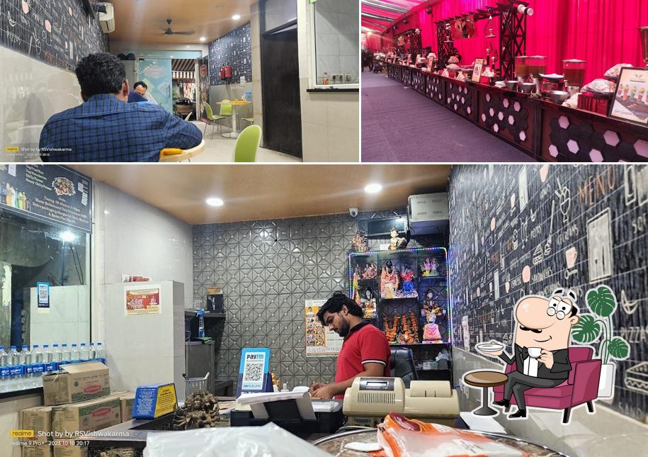 The image of Aggarwal Rasoi’s interior and beverage