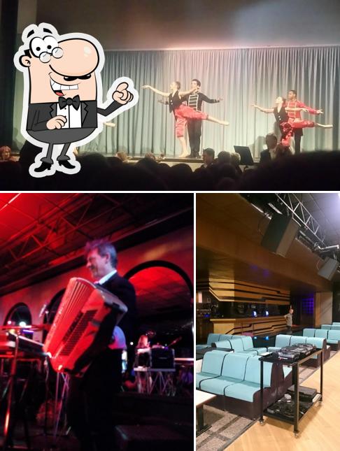 Gli interni di Decibel Club