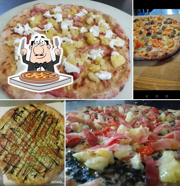 Scegli una pizza a Pizzeria Al Taglio E Da Asporto La Piazza Di Di Antonio Antonio