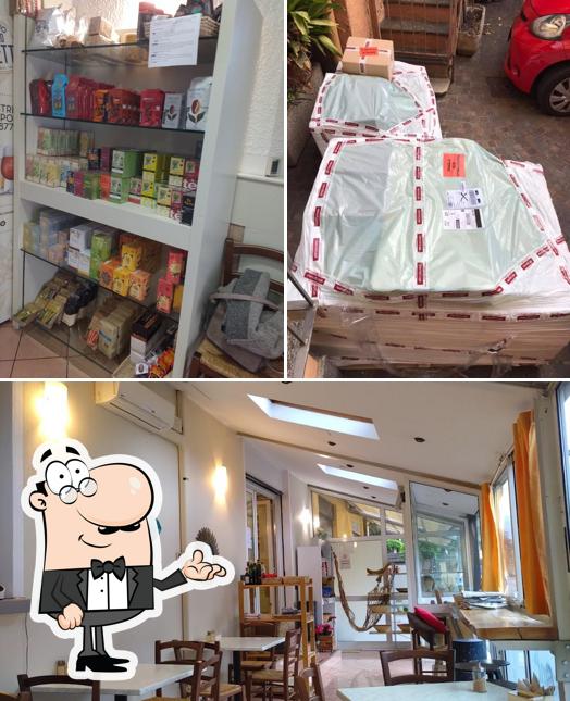 Gli interni di ekoné bar&shop