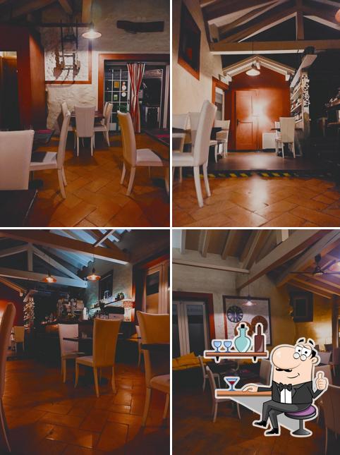 Gli interni di Hostaria de la Sostra