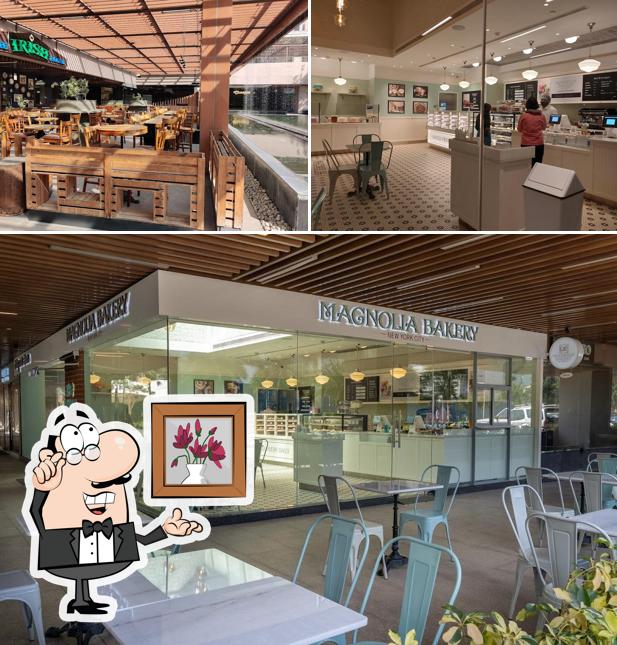 Check out how Magnolia Bakery looks inside