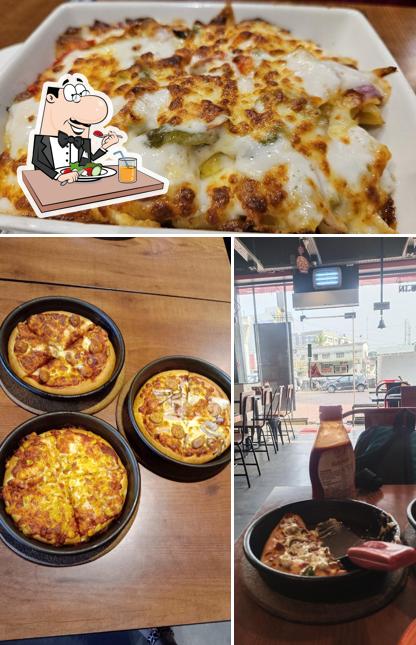 Food at Pizza Hut Avinashi Road, Coimbatore