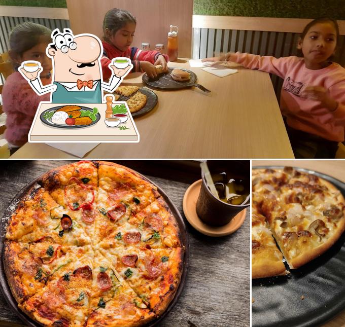 Meals at Pizzaa point