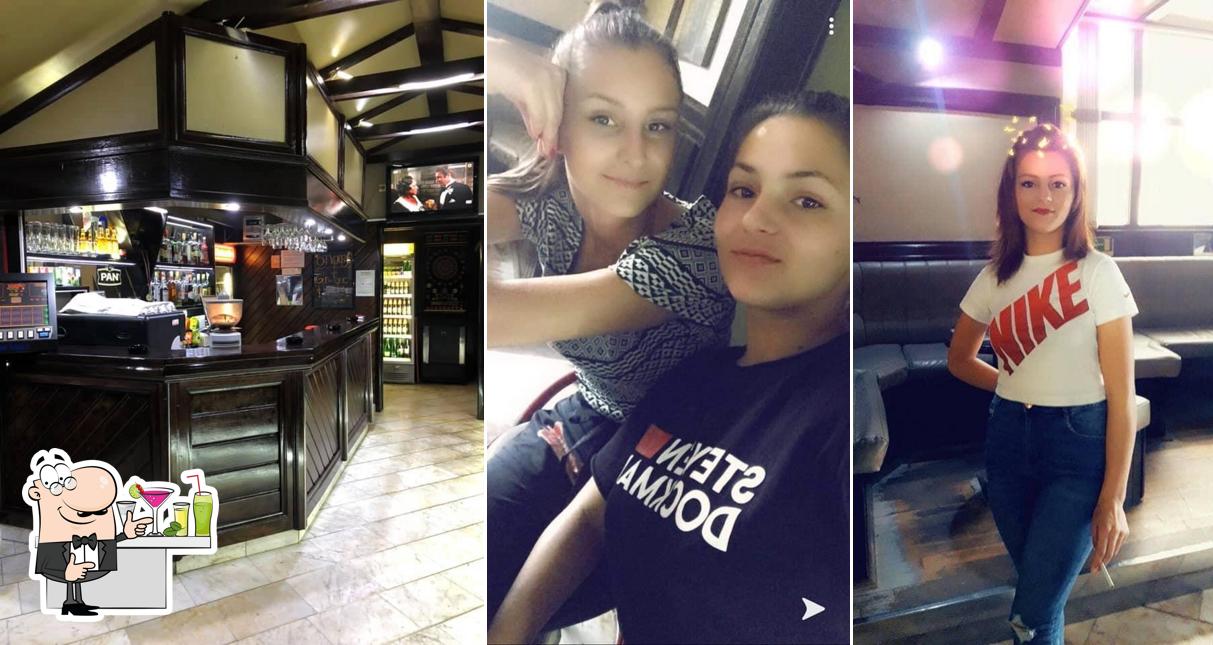 Foto di Caffe bar Wood