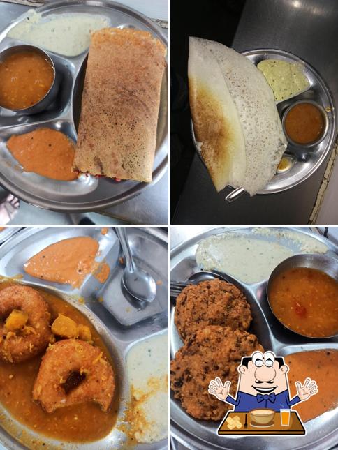 Food at Shree Dhanalakshmi Snacks Centre