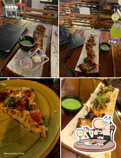 Meals at Tiddly Tavern Bar & Grill