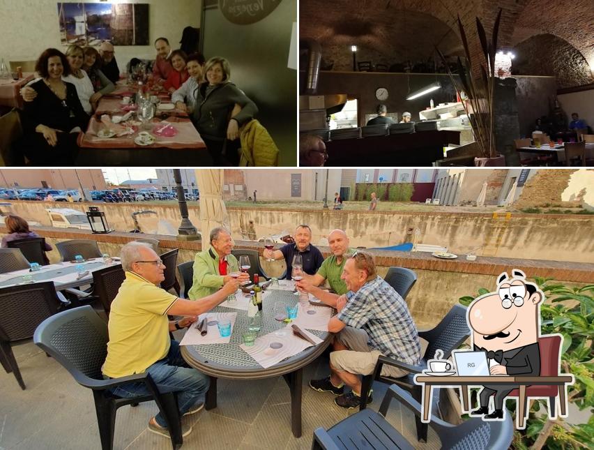 Dai un'occhiata agli interni di Pizzeria Della Venezia