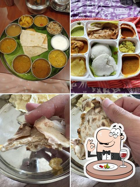 Food at Hotel Saravana Bhavan (HSB)