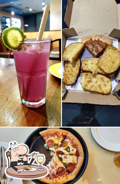 Meals at Pizza Hut Lulu Mall, Kochi