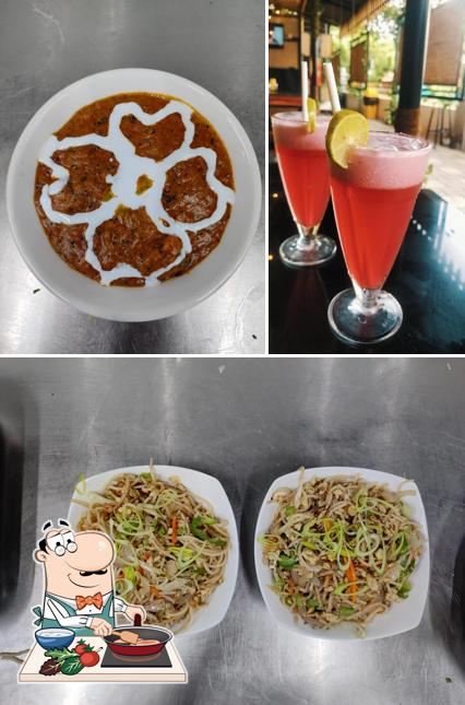 Chicken curry at Kottayamkaran Foodcourt