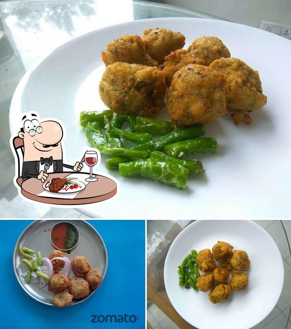 Try out meat dishes at New Gujrat Dalvada