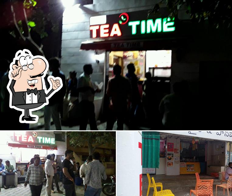The interior of TEA TIME