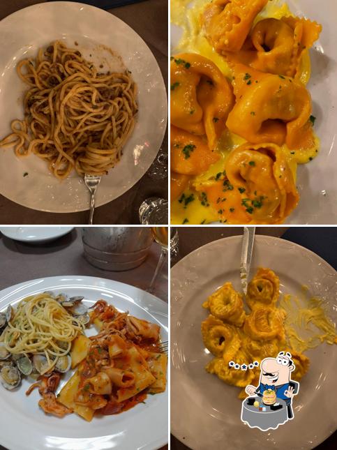 Platti al Circolo Combattenti e Reduci