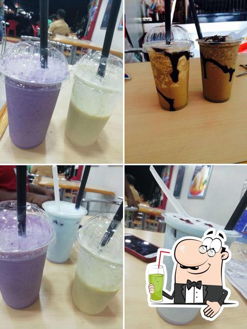 Enjoy a beverage at Humty Dumty Top N Town- The Icecream Paradise