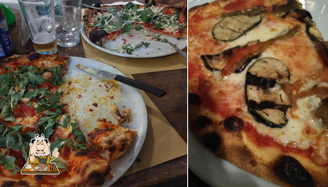 Prenditi una pizza a Joan Pub
