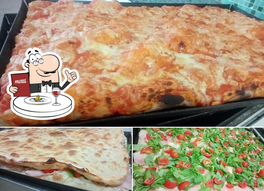 Platti al La Casa della Pizza