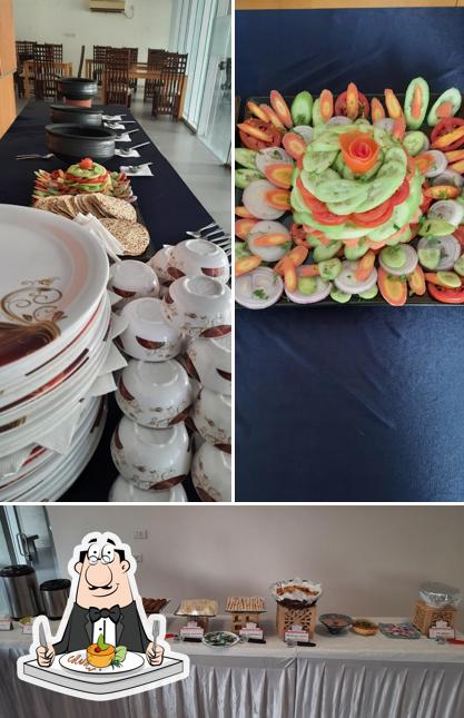 Food at Charkha food court