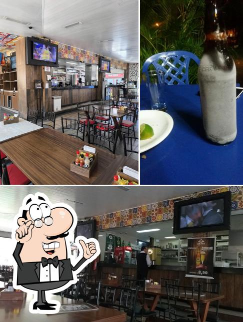 Veja imagens do interior do Libanus Restaurante