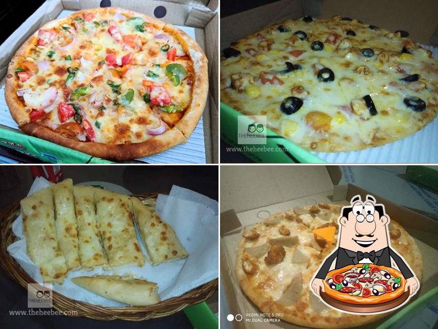 Order pizza at Pizza Republic